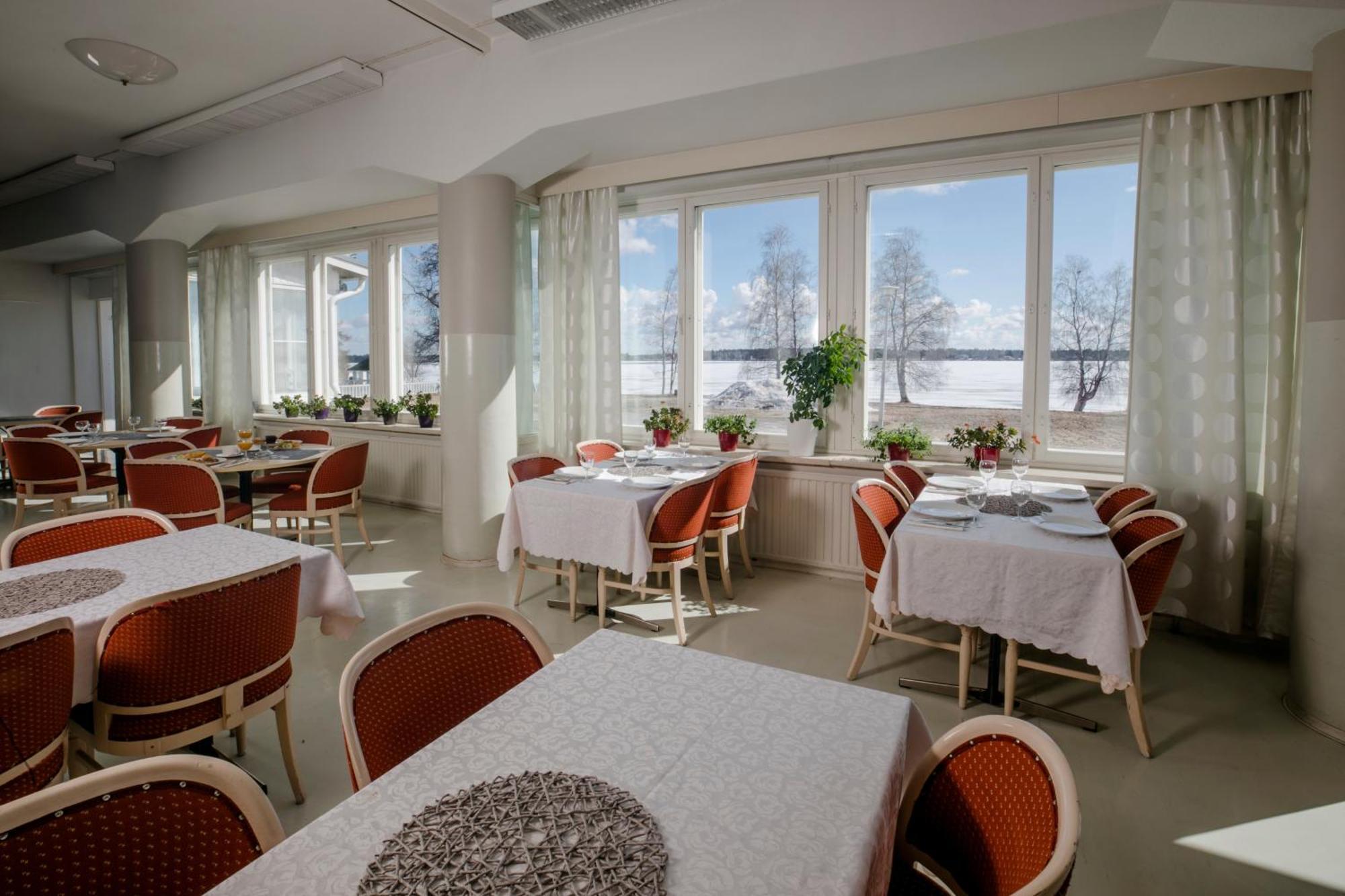 Kylpylaehotelli Pohjanranta Keminmaa Exterior foto