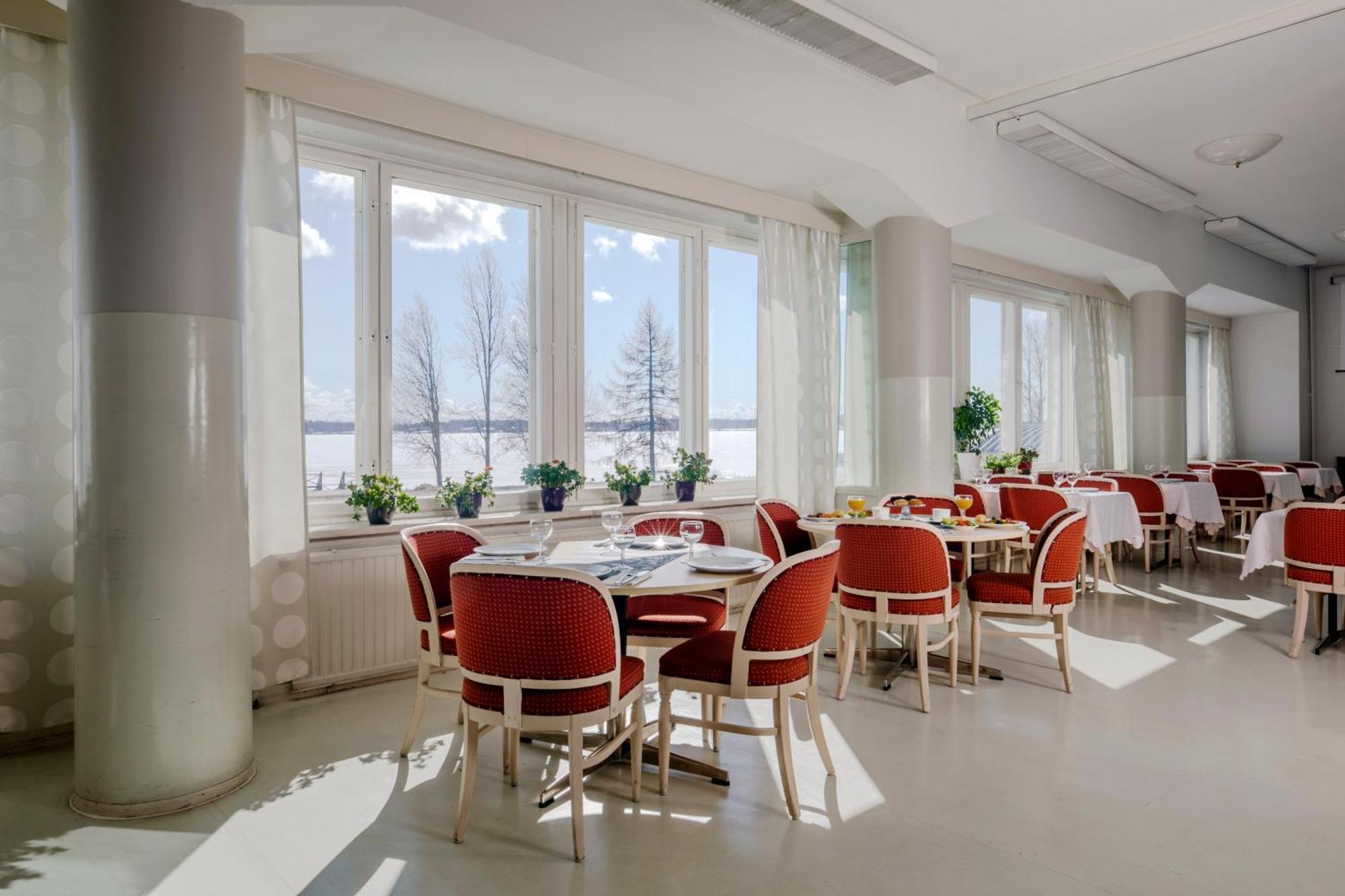 Kylpylaehotelli Pohjanranta Keminmaa Exterior foto